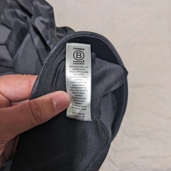 Athleta Match Point Printed Skort in Supersonic Sz M - Picture 7 of 7